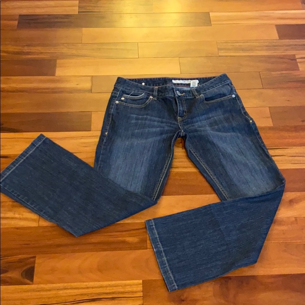 DKNY jeans flare Size 30 short